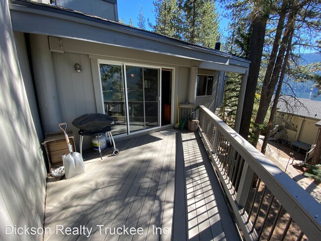 Foto del edificio - 2 br, 2.5 bath House - 15502 Donner Pass R...