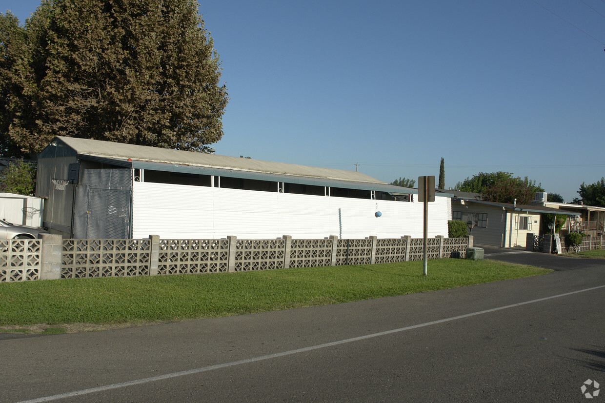 Foto del edificio - Twin Oaks Mobile Home Park