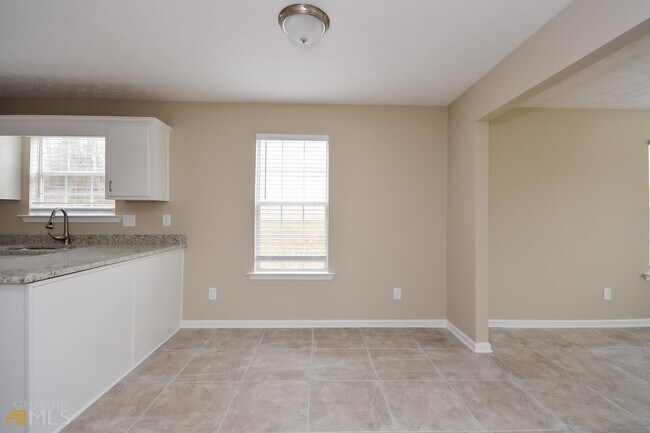 Building Photo - 4621 Latchwood Dr