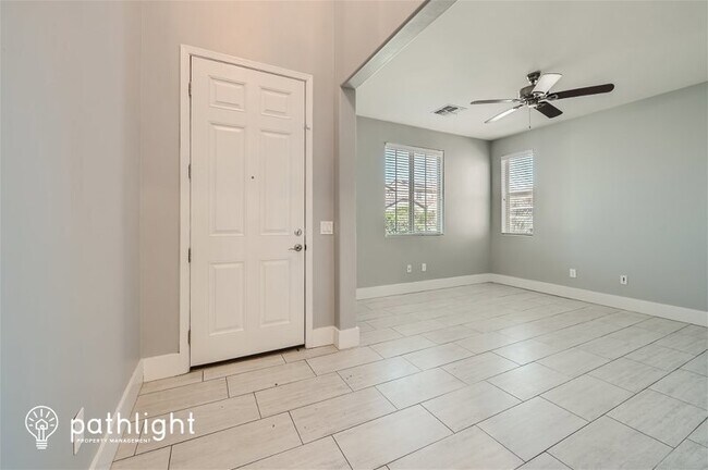 Building Photo - 678 S Desert Haven Road