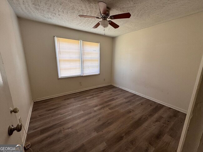 Building Photo - 5771 Satterfield Dr