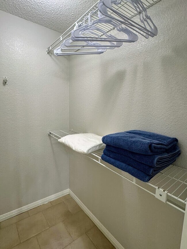 Foto del edificio - 105 Sky Country Dr