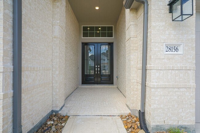Foto del edificio - 28156 Graywood Dr