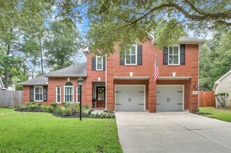 Building Photo - 1918 Scenic Park Dr
