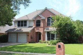 Building Photo - 2205 Branchwood Dr