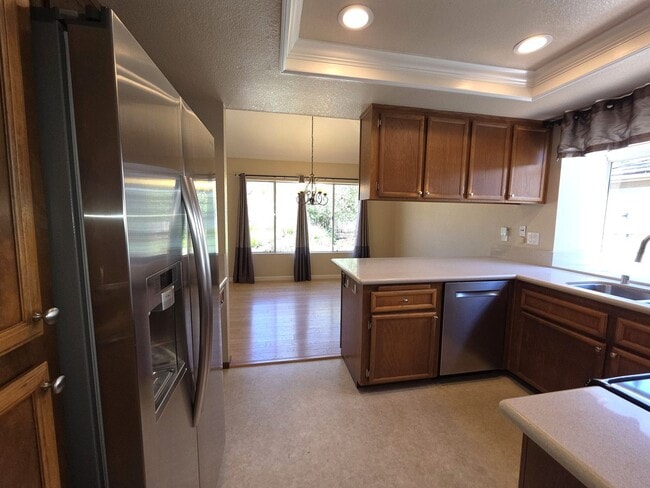Building Photo - Scripps Ranch Beauty