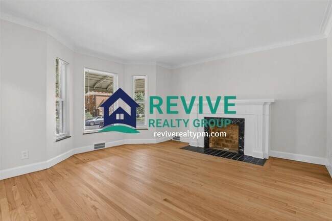 Foto del edificio - 18503 Prairie St