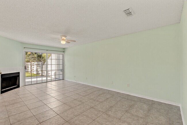 Building Photo - 106 Sand Castle Way - 1