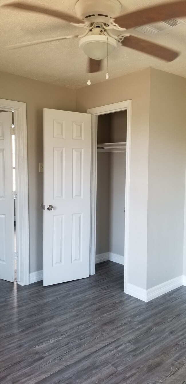 Foto del edificio - 2947 Northtown Ln