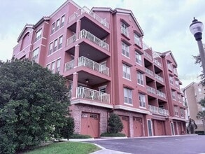 Building Photo - 7508 Toscana Blvd