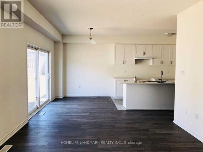 Building Photo - 19 Catamaran Dr