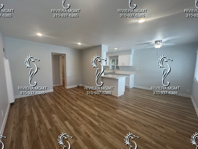Building Photo - 1534 Manhattan Beach Blvd