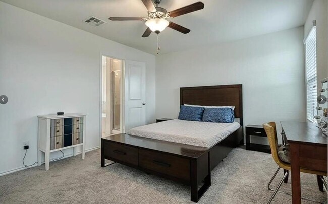 Foto del edificio - 448 Major Lee Ln
