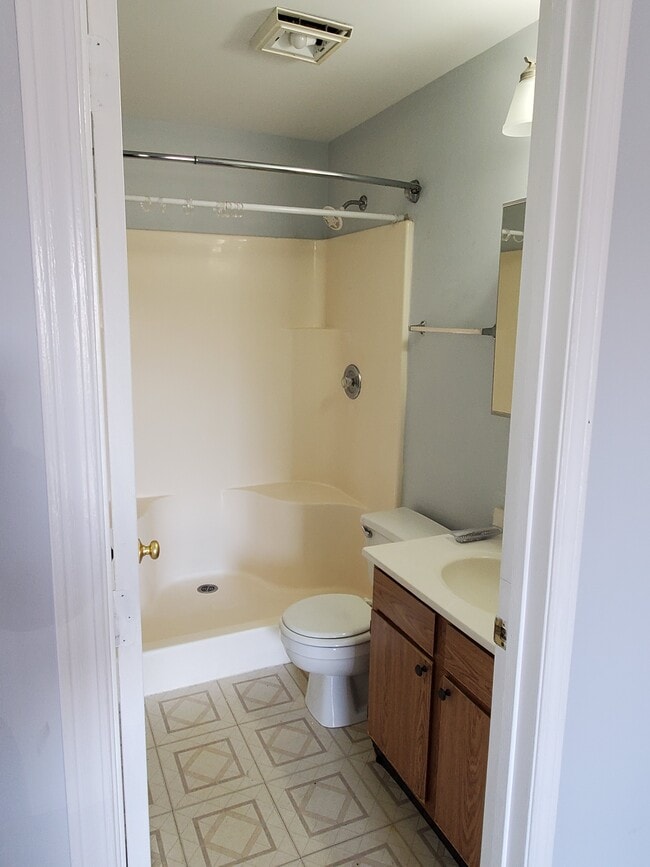 Building Photo - 1373 Cunat Ct