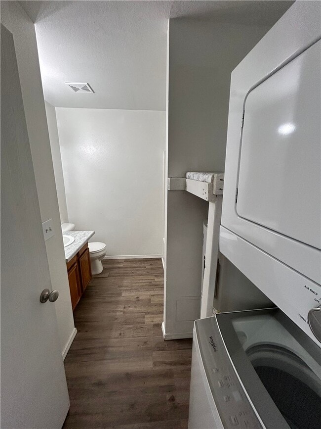 Building Photo - 1414 S Powell St