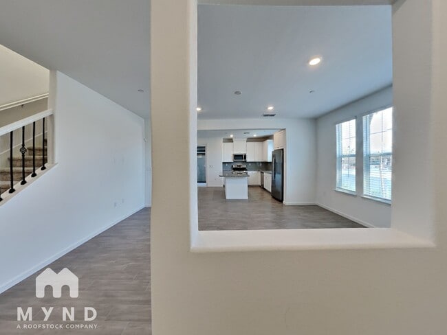Building Photo - 1680 Matmor Rd