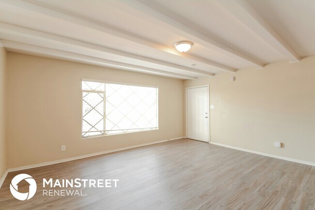 Foto del edificio - 3650 W Lawrence Rd