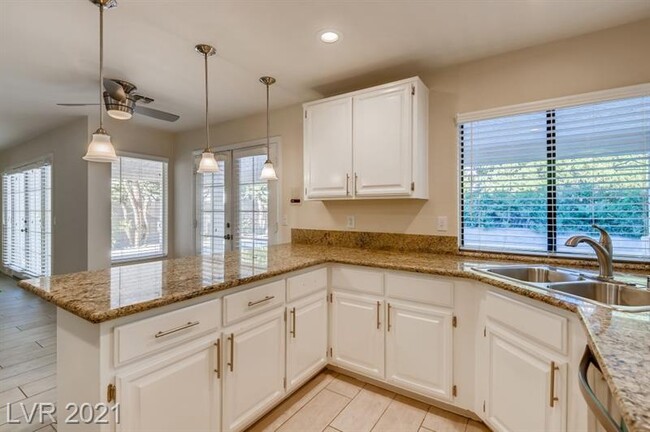 Building Photo - 2817 Quail Lakes Ct