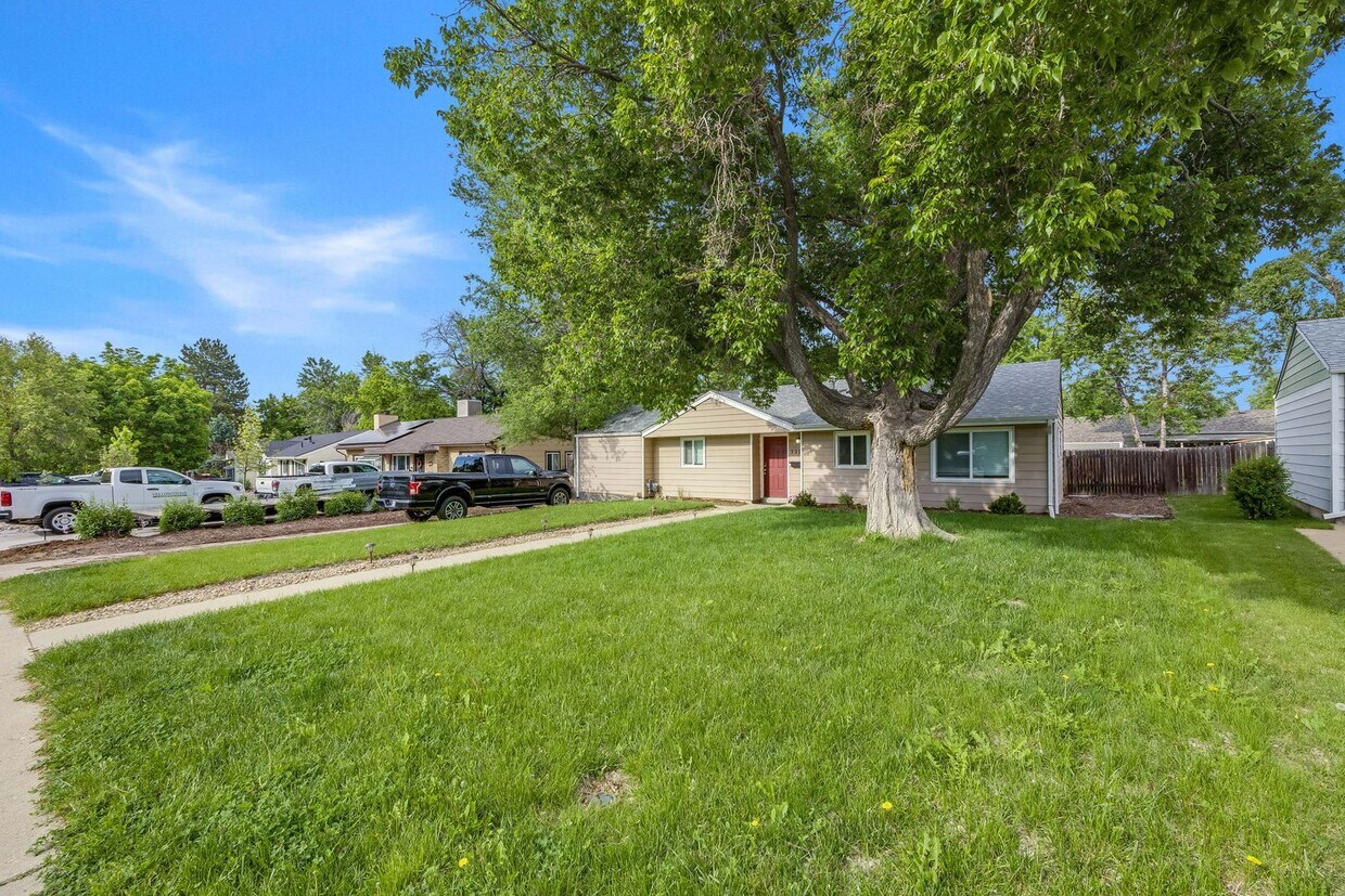 Foto principal - Ranch house in U-Hills! Denver