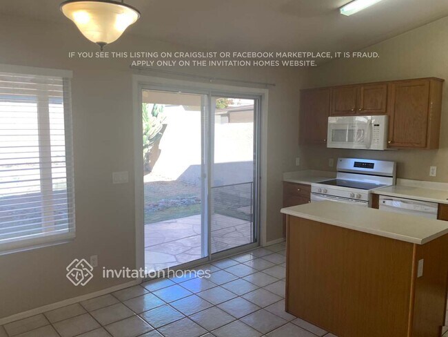 Foto del edificio - 9212 W Charleston Ave