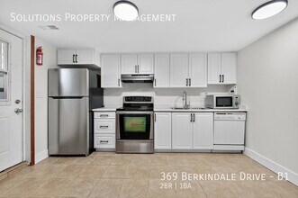Building Photo - 369 Berkindale Dr