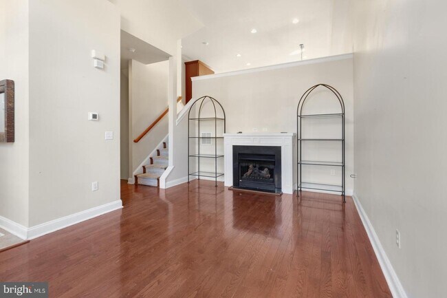 Foto del edificio - 10 Queen St