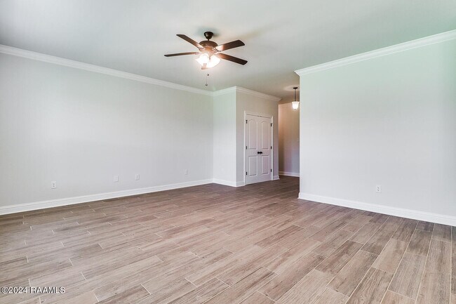 Building Photo - 109 Rose Of Sharon Ln