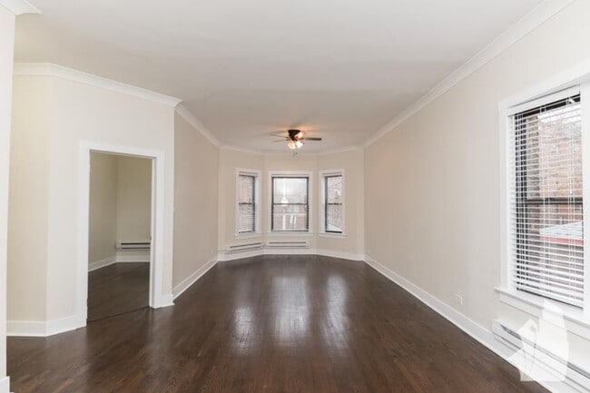 Building Photo - 2 bedroom in Chicago IL 60613