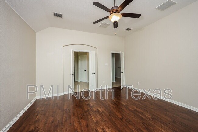 Building Photo - 1341 Jennings Ct