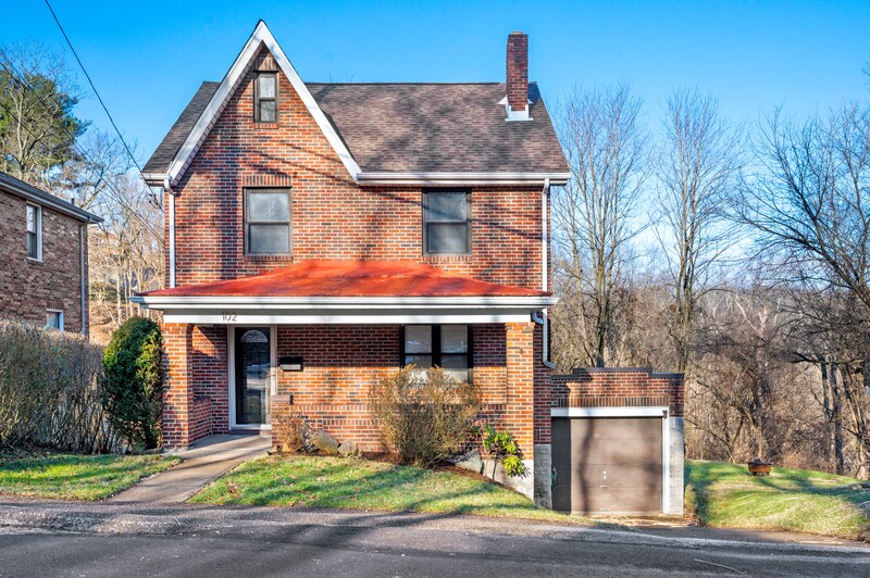 102 Evergreen Heights Dr, Pittsburgh, PA 15229 House Rental in