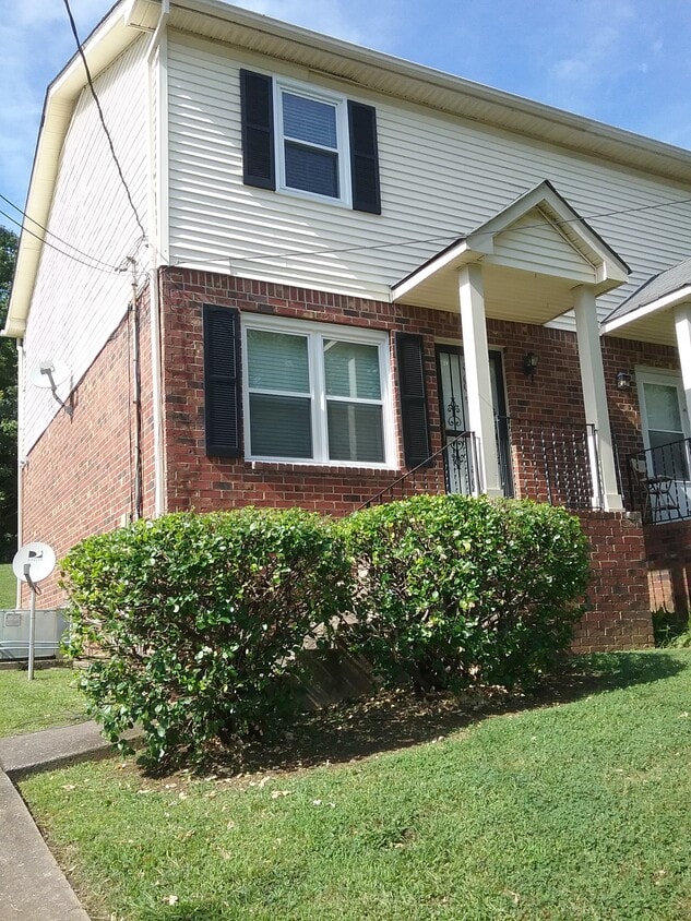 Photo - 3018 Conviser Dr