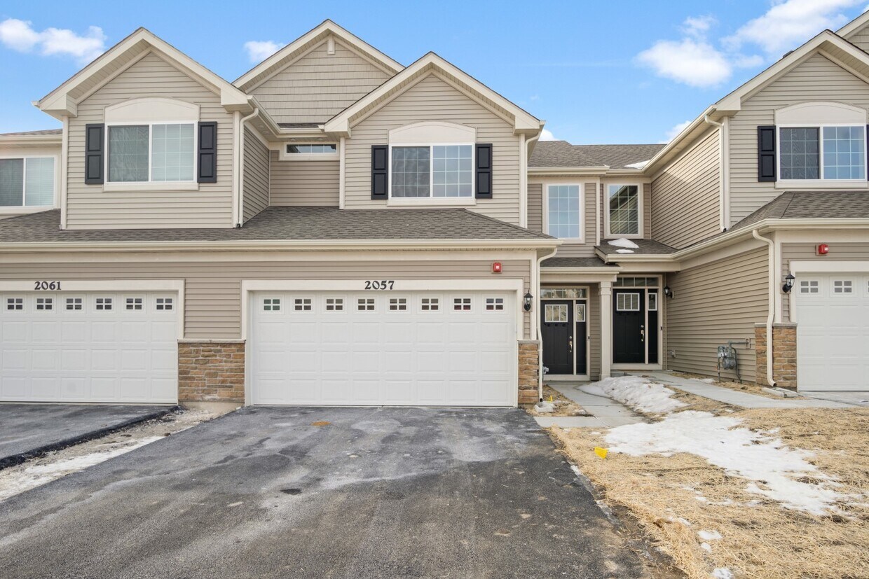 Foto principal - 2057 Stuttle Rd