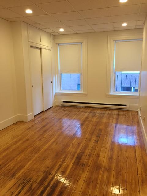 Building Photo - 272 Newbury St