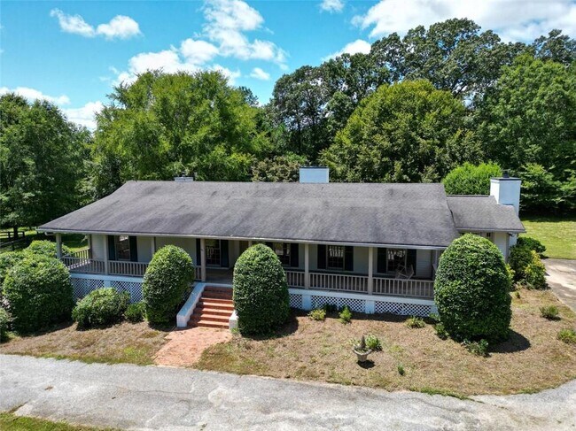 Foto del edificio - 17040 Birmingham Rd