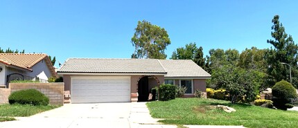 Building Photo - 6289 Valinda Ave