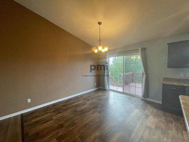 Foto del edificio - 10880 Mississippi St