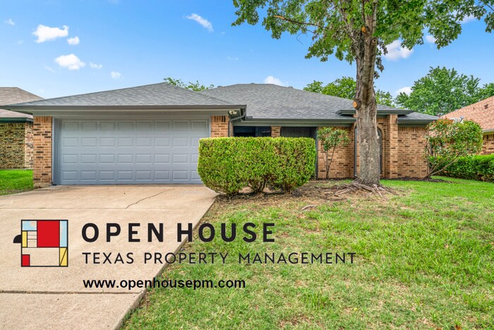 Foto principal - 821 Wind Brooke Dr, Arlington