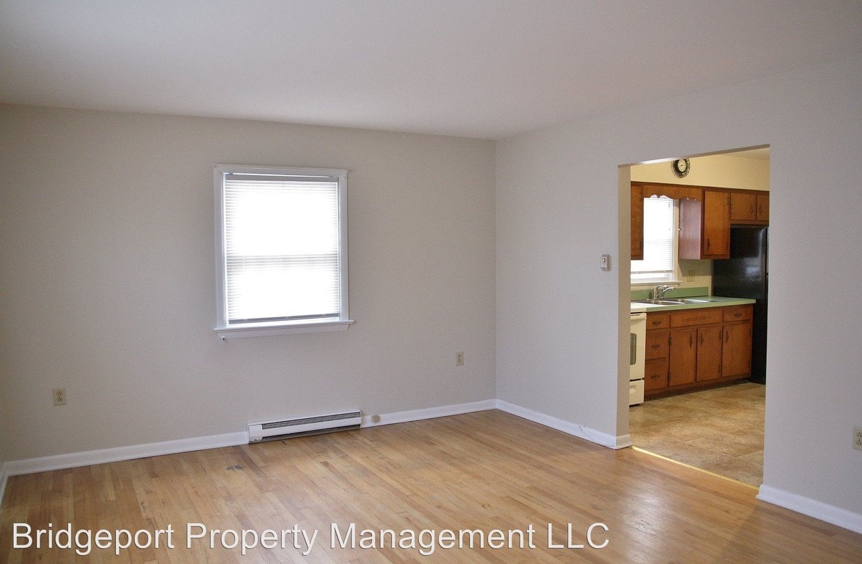 414 N Market St, Mechanicsburg, PA 17055 Condo for Rent in