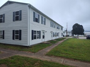 Building Photo - 14 N Ritchie Ave
