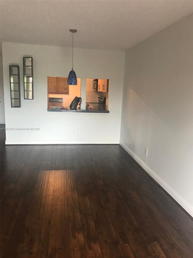 Building Photo - 7850 Camino Real