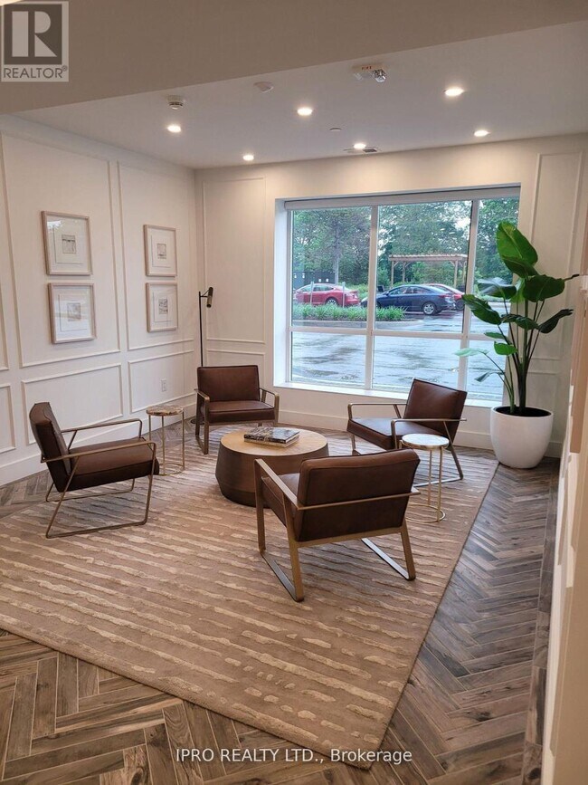 Photo du bâtiment - 480-480 Callaway Rd