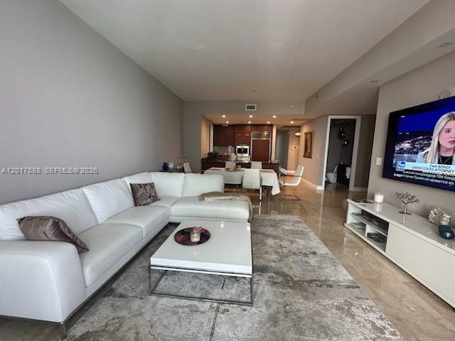 Foto del edificio - 15811 Collins Ave