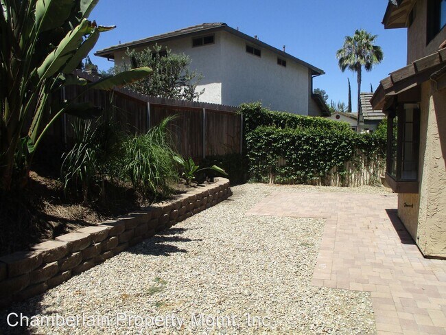 Foto del edificio - 3 br, 2.5 bath House - 1381 Longfellow Rd.