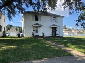 Building Photo - 1324 E 25th Ave