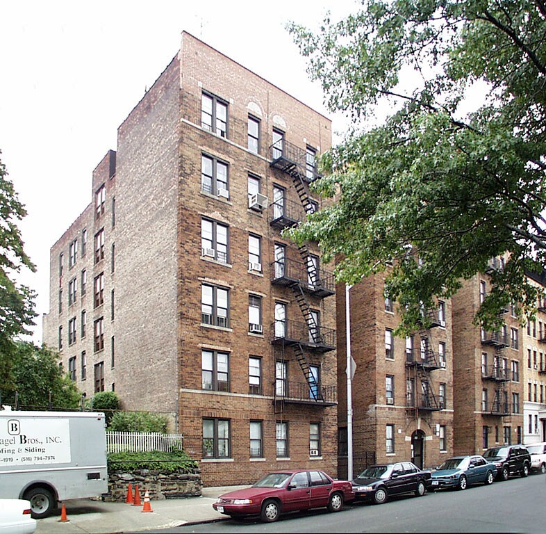 Building Photo - 353-361 Edgecombe Ave