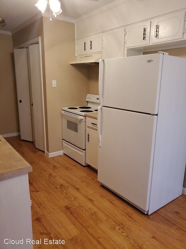 Foto del edificio - 3705 Hereford Ln