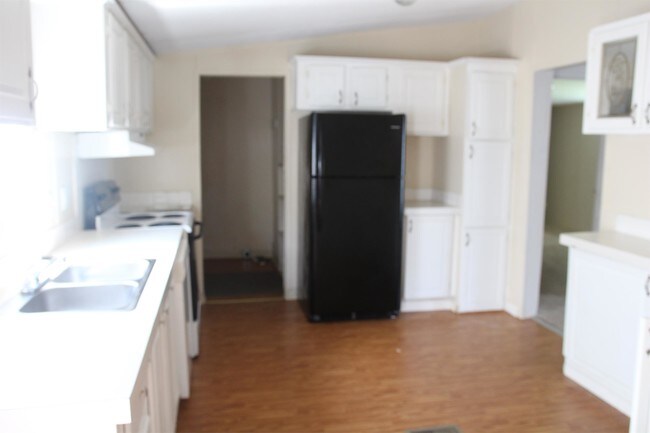 Building Photo - 3205 War Eagle Ave