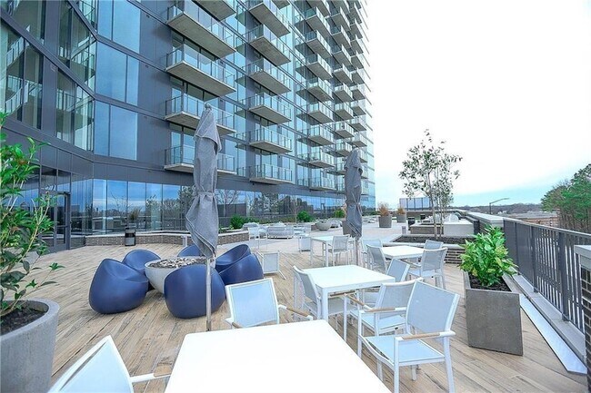 Foto del edificio - 788 West Marietta St NW