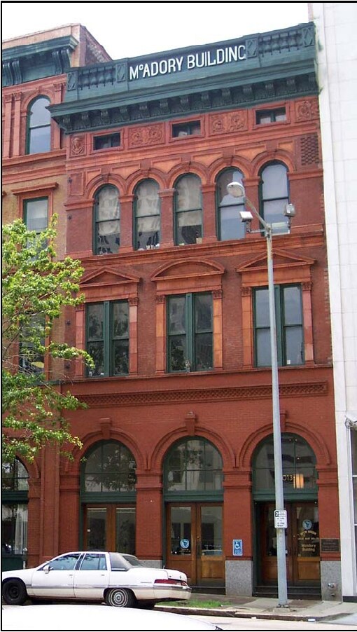 Fotografía del edificio - Founders Station