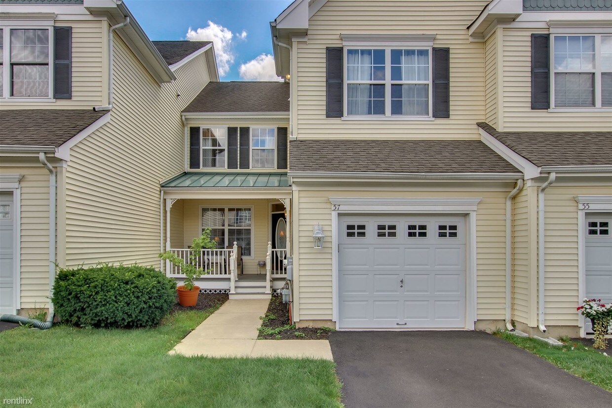 Primary Photo - 3 br, 2.5 bath House - 57 Brewster Dr